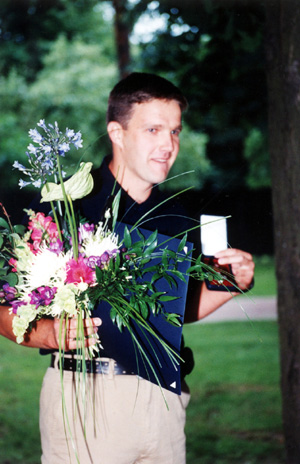 13V.JPG (75163 BYTES)