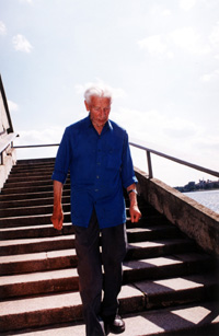 05E.JPG (29248 BYTES)