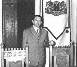 RU3.JPG (40653 BYTES)