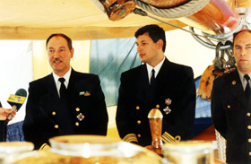 BUR3.JPG (35935 BYTES)