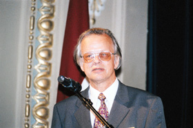 Z03.JPG (27936 BYTES)