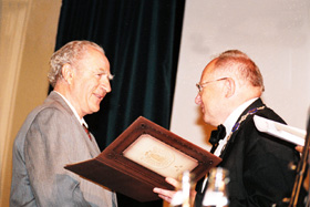 ZZ09.JPG (31135 BYTES)