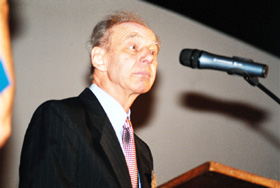 ZZ18.JPG (24653 BYTES)