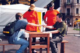 69R.JPG (45234 BYTES)