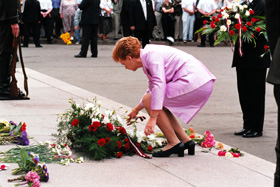 S05.JPG (41423 BYTES)