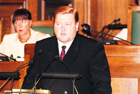 S09.JPG (36243 BYTES)