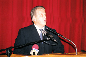 TF03.JPG (26773 BYTES)