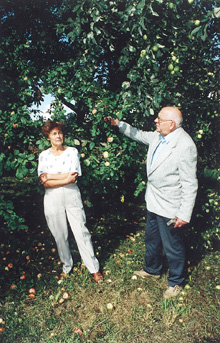 GR01.JPG (69348 BYTES)