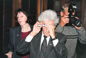 min4.jpg (33324 bytes)