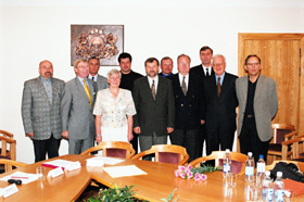 vest3.jpg (38844 bytes)