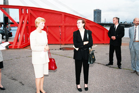 HO6.JPG (36898 bytes)