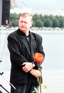 HO7.JPG (34124 bytes)