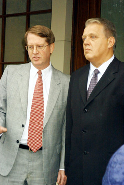 HOLMSS.JPG (45343 bytes)