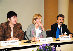 KO1.JPG (31647 bytes)