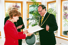 FE3.JPG (41321 bytes)