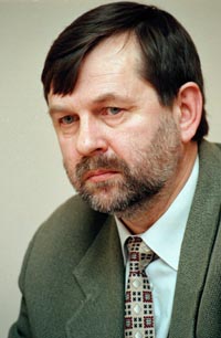 KUDUMS.JPG (21826 bytes)