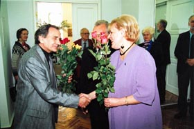 ZA4.JPG (24338 bytes)