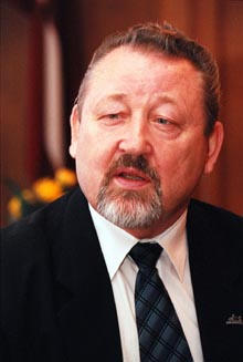 GREISKALNS.JPG (20108 bytes)