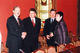 AIZ99.JPG (22036 bytes)