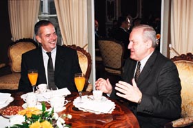 PI.JPG (25682 bytes)