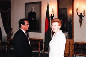 VEST5.JPG (19807 bytes)