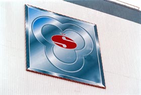 VA10.JPG (19720 bytes)