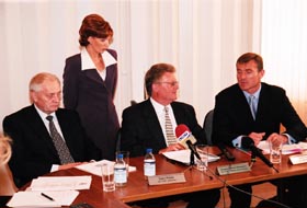 VA8.JPG (22629 bytes)