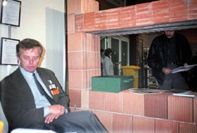 MAJA8.JPG (22176 bytes)