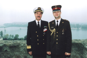 V5.JPG (22484 bytes)