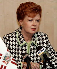 VIKE1.JPG (38196 bytes)