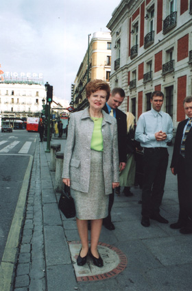 VIKE2.JPG (61520 bytes)