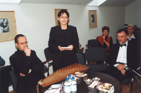 ZV2.JPG (28908 bytes)