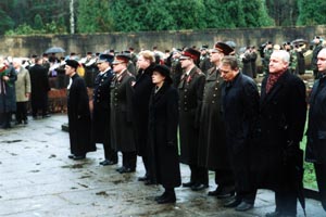 KK1.JPG (26244 bytes)