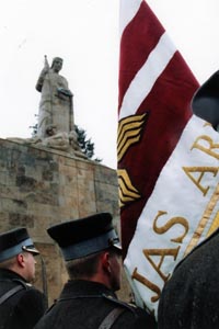 KK3.JPG (21995 bytes)