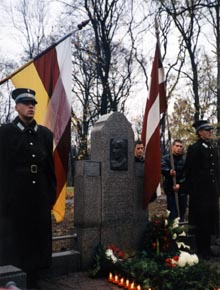 PIEMINEKLIS2.JPG (29929 bytes)