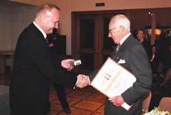 PBLA.JPG (16943 bytes)