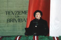 PIE10.JPG (14815 bytes)