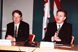 PK.JPG (22173 bytes)