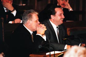 S3.JPG (18995 bytes)