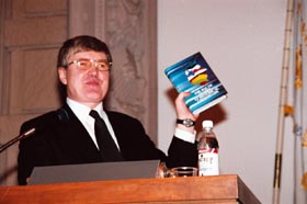 ZA6.JPG (19151 bytes)