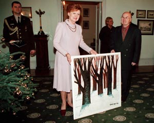 ADVENTE1.JPG (28417 bytes)