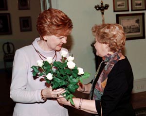 ADVENTE3.JPG (25302 bytes)