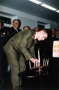 AIZ6.JPG (20126 bytes)