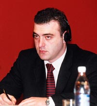 GR2.JPG (16325 bytes)