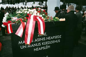 H07.JPG (26944 bytes)