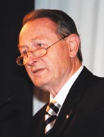 H08.JPG (13862 bytes)