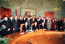 SP6.JPG (26249 bytes)