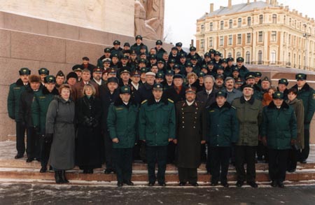 ROBI.JPG (39925 bytes)