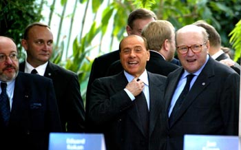 BRISELE2.JPG (27766 bytes)