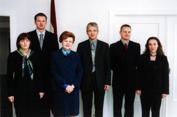 SV22.JPG (20806 bytes)